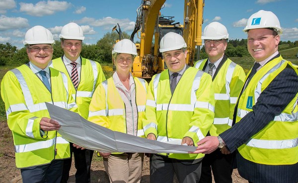 £120MILLION WORCESTER SIX ON TRACK AS HIGHWAYS IMPROVEMENT WORK BEGINS